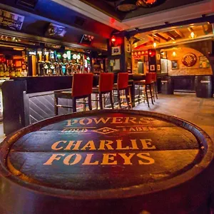 Charlie Foleys Couette-café
